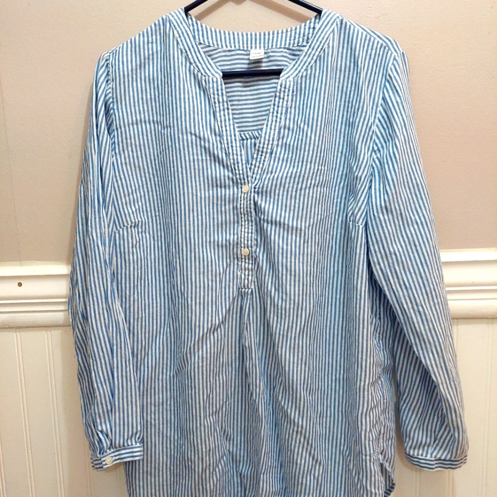 Old Navy Blue and White Striped Tunic Top